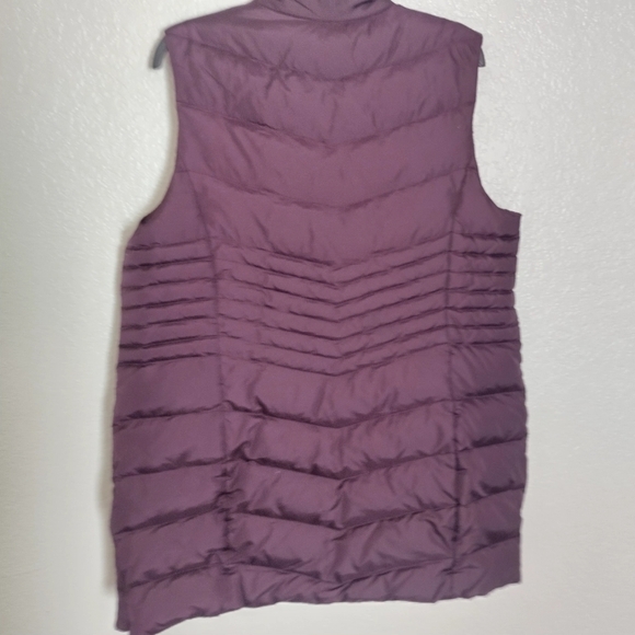 J. Jill Quilted Down Long Puffer Vest Burgundy Zip Pockets Sz Xl - Picture 7 of 8